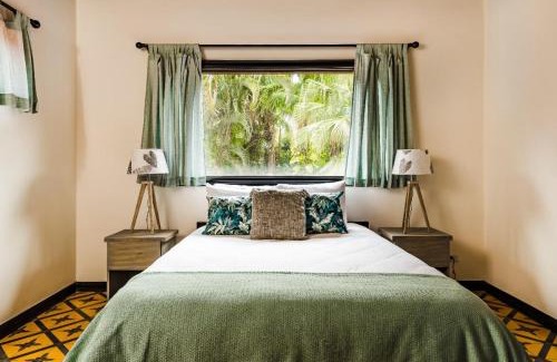 Playa Langosta Villa | Villa Vida by the Sea
