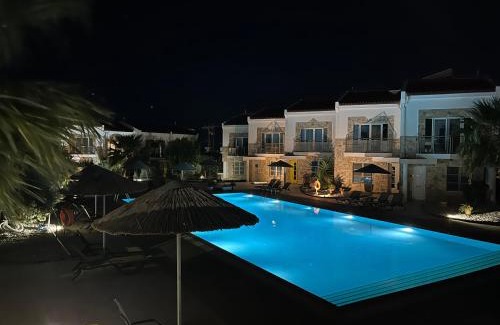 Pilalimata House | Villa View- Grapevines Villas - your sea view vacation
