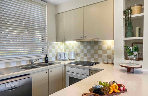 Pokolbin Villa | Villa Vilana - 2-Storey Villa at Cypress Lakes Resort