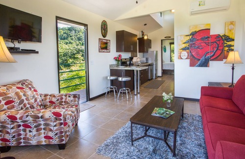 Parrita House | Villa Vista Hermosa w/breathtaking ocean view & WiFI