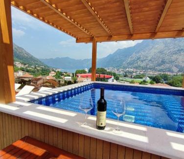 Skaljari Apartment | Villa Vista Real