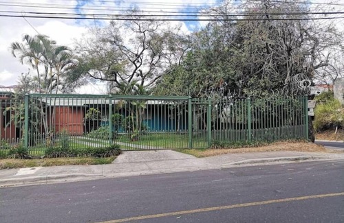 Escazu Apartment | Villa Vitalinan