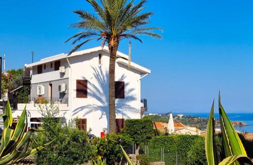 Cefalu Apartment | Villa Vittoria