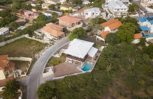 Cas Grandi House | Villa Vivaldi Curacao