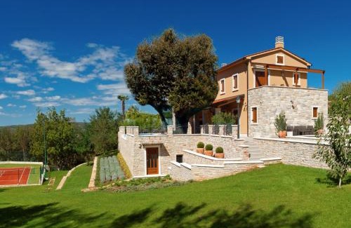 Kapelica Villa | Villa Vlastelini by Interhome