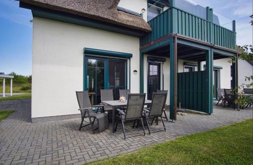 Trent House | Villa Vogelblick Haushälfte 01