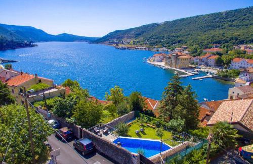 Bakar Villa | Villa Volcera