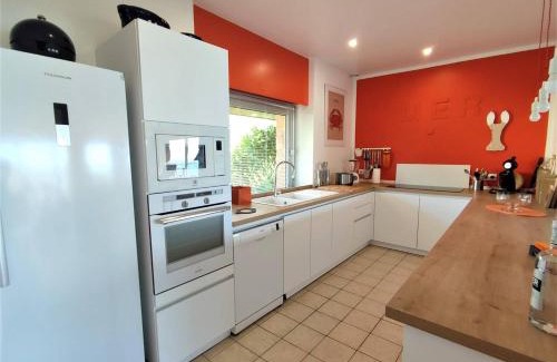 Trebeurden Villa | Villa vue mer avec terrasse de 50m2 donnant sur la plage de Goas Treiz à TREBEURDEN Ref-674
