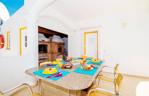 Santa Eulalia Villa | Villa w/heatable pool & BBQ, Albufeira