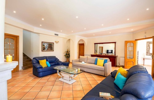 Santa Eulalia Villa | Villa w/heatable pool & BBQ, Albufeira