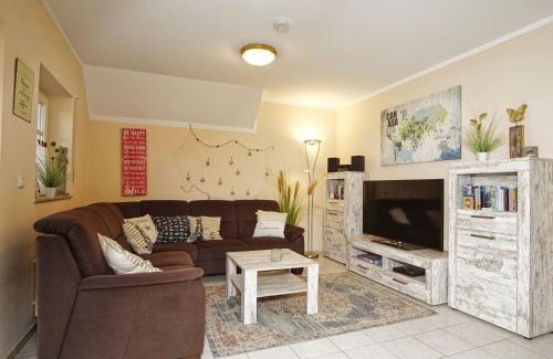 Juliusruh Apartment | Villa Waldidyll Ferienwohnung Rügenglück