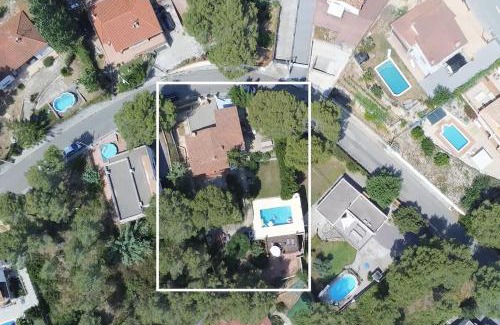 Olivella Villa | Villa Wanderlust Sitges Hills Exclusive pool only families