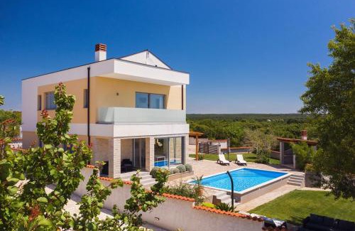 Peroj Villa | Villa White