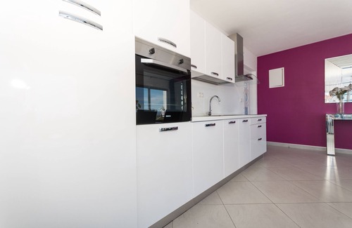 Tribunj Villa | Villa White newly built in center and near the marina and beach