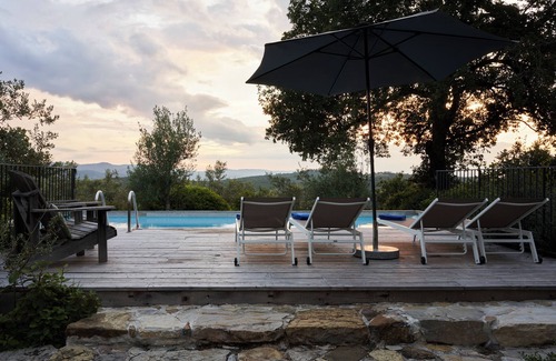 Pergine Valdarno Villa | Villa with pool, air conditioning, walking distance to town
