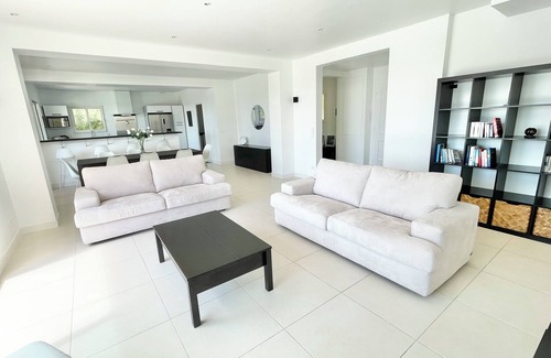 Roquebrune-Cap-Martin Villa | Villa with pool, ranked 5 ⭐️, on the French Riviera between Monaco and Menton