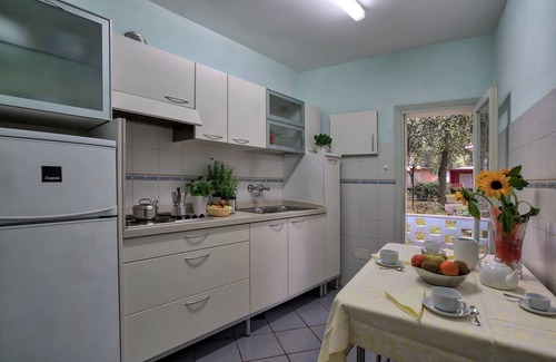 San Vincenzo Villa | Villa with air conditioning, pool and terrace