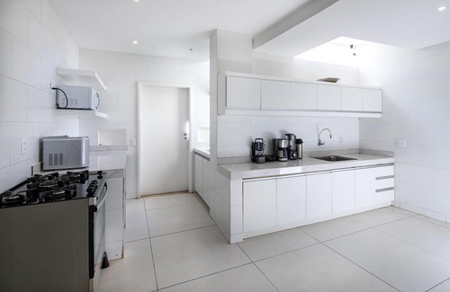 Joatinga Villa | Villa with beautiful sea views in Joa - Joa020