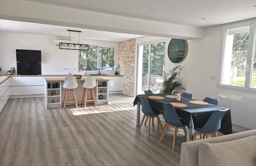 Carnoux-en-Provence House | Villa with heated pool 5 minutes from Cassis
