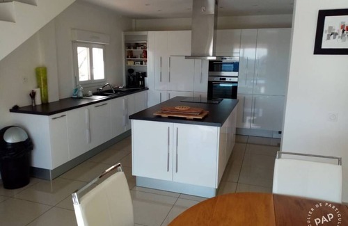 Carnoux-en-Provence Villa | Villa with sea view near Cassis.