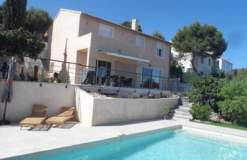 Carnoux-en-Provence Villa | Villa with sea view near Cassis.
