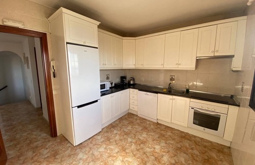 Tabaiba Ski Chalet | Villa with magnificent sea views, terrace, sun loungers, barbecue.