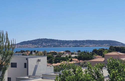 Balaruc-les-Bains Villa | Villa with pool and jacuzzi near the beach