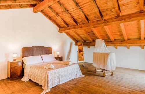 Mascali Villa | Villa with pool and panoramic surroundings