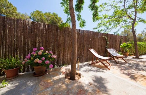 Cala Mandia House | VILLA WITH POOL SITUATED BETWEEN THE BEACHES OF CALA MENDIA AND CALA ANGUILA