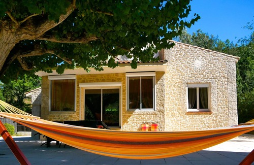 Correns Villa | Villa with pool terrace and garden nearby. beaches and Gorges du Verdon