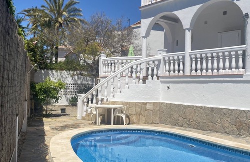 Urbanizacion Marbessa Villa | Villa With Private Pool, 2nd Line Beach