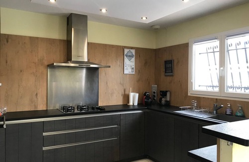 Elne Villa | Villa with private pool, AC, 3 bdr, garden, parking and WIFI in Elne