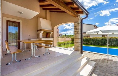 Mofardini House | Villa with private pool, WiFi and pets also welcome