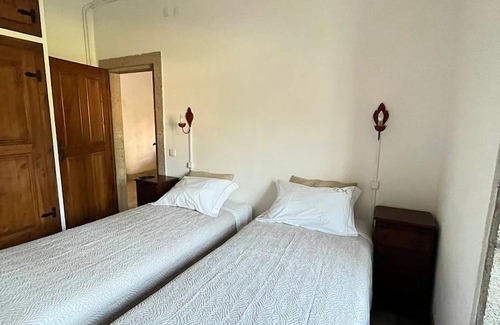 Ponte de Lima Villa | VILLA WITH PRIVATE POOL for 14 persons
