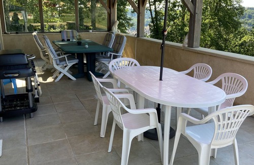 Castels Villa | villa with swimming pool