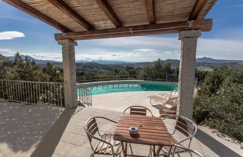 Arzachena Villa | VILLA WITH SEA VIEW POOL