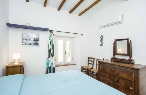 Biodola Villa | Villa with sea view on the road for Biodola Beach