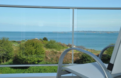 Roscoff Villa | Villa with sea view and heated pool (in season)
