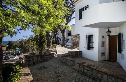 Vale do Lobo House | Villa with Sea Views, Walking Distance to the Beach and Golf Courses
