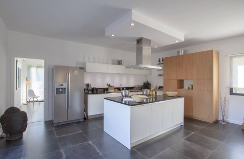 Sisco Villa | Villa with swimming pool, fully air-conditioned, 2 minutes walk from Sisco beach