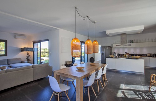 Sisco Villa | Villa with swimming pool, fully air-conditioned, 2 minutes walk from Sisco beach