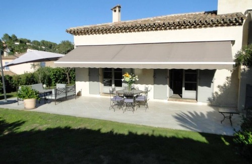 Valbonne Villa | Villa with terraces and swimming pool panoramic view. Near golf courses and beach, 1km from village
