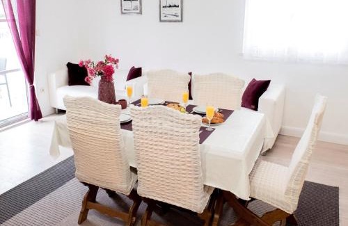 Peracko Blato House | Villa with with 5 apartments in Peracko Blato