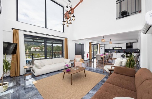 Dalyan Villa | Villa Wonder - Five Bedroom Villa, Sleeps 9