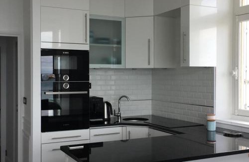 Dinard Apartment | Villa XIXe Vue mer
