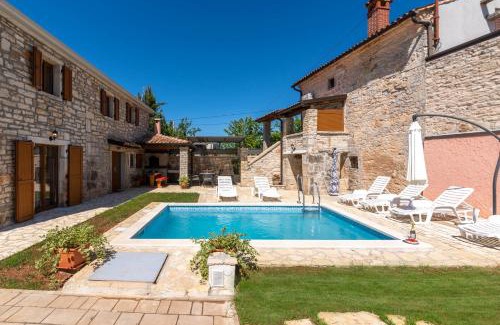 Fabci Villa | Villa Zinnia