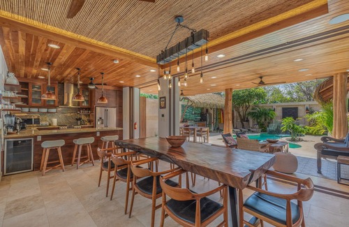 Playa Guiones Villa | Villa Zona Azul | Luxury Beach Villa North Guiones