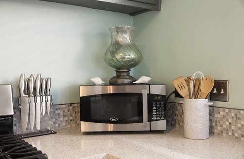 Corona del Mar Apartment | Village Beach Apartment