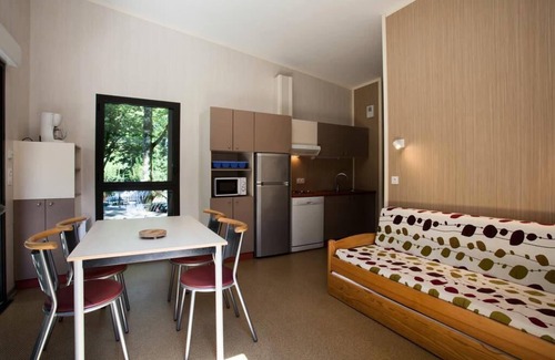 Altillac House | Village Club La Riviera Limousine* - 3 Room Bungalow 6 People Stilts