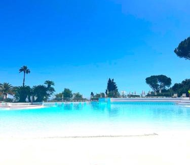 Cap Esterel Apartment | Village cap Esterel, piscine, plage